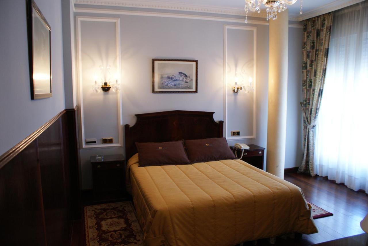 My Rooms City Hotel Camino De Santiago Los Tomillares Zewnętrze zdjęcie
