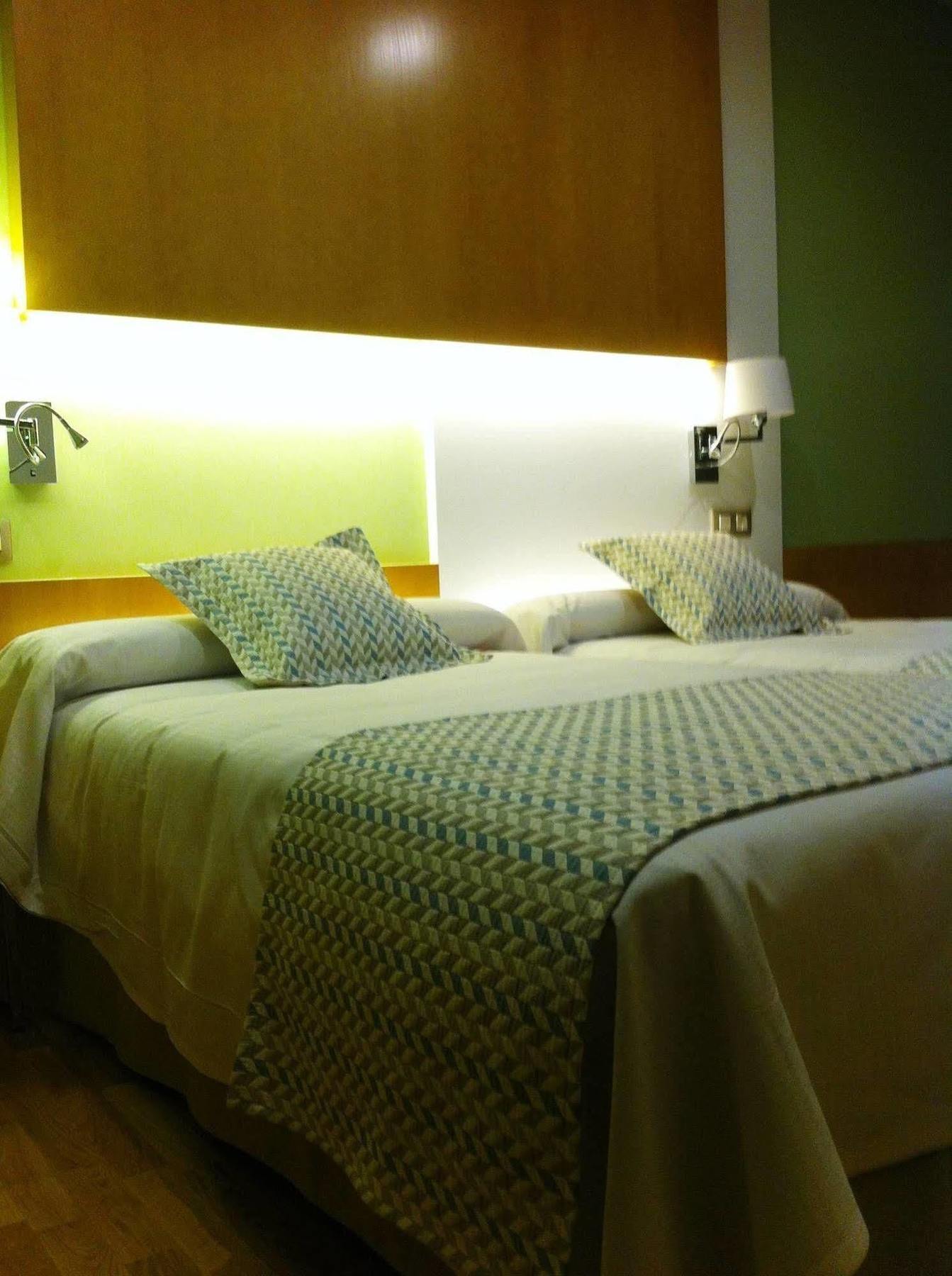 My Rooms City Hotel Camino De Santiago Los Tomillares Zewnętrze zdjęcie